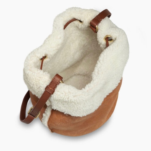 UGG Claire Drawstring Shoulder Bag - Signature Sheepskin, Bomber Finish - Picture 4 of 6